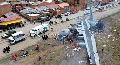 Bolivya'da kargo uçağı düştü: Hayatını kaybedenlerin sayısı 22'ye yükseldi